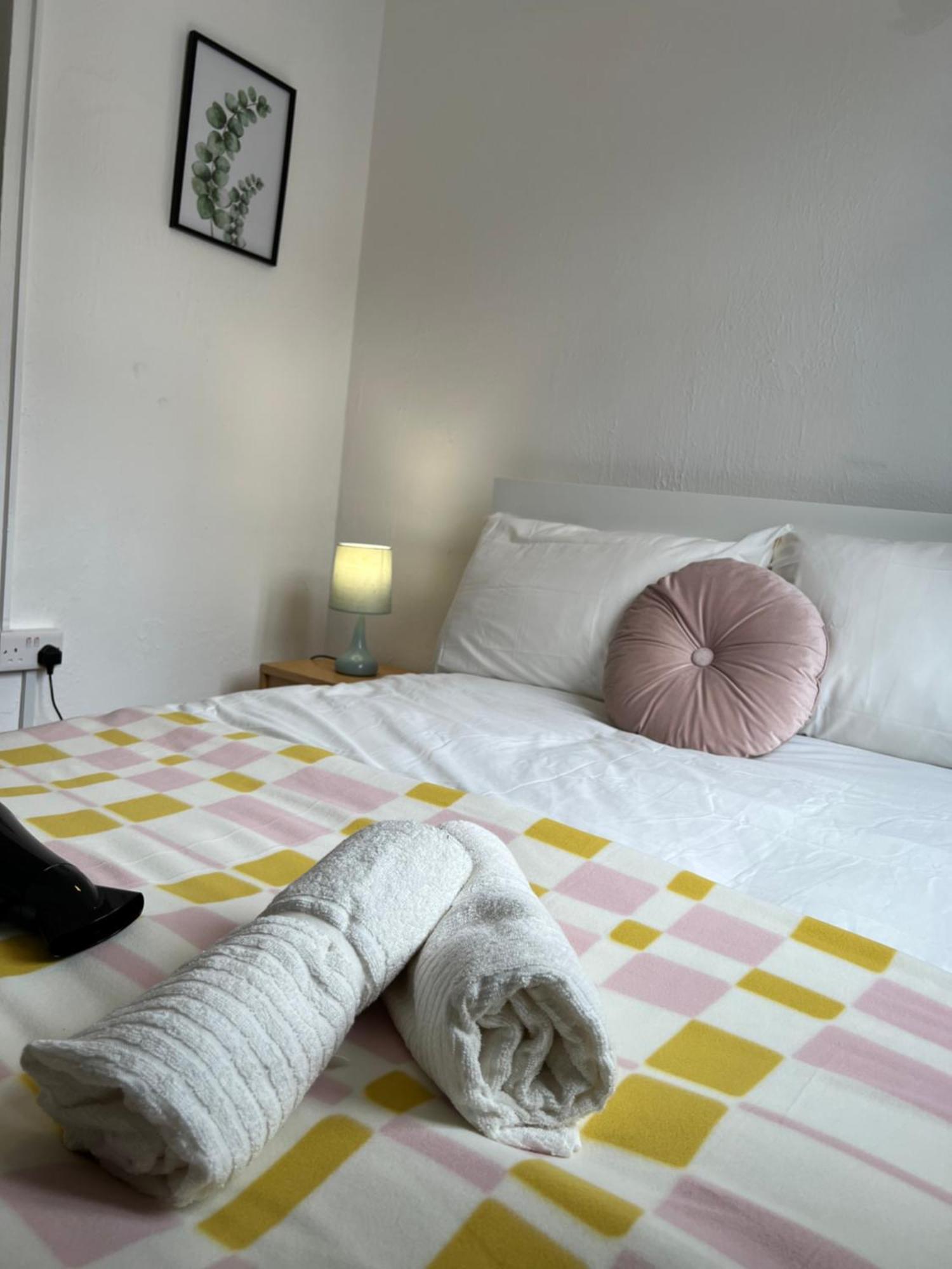 Lovely Rooms In Camden Town-Central לונדון מראה חיצוני תמונה