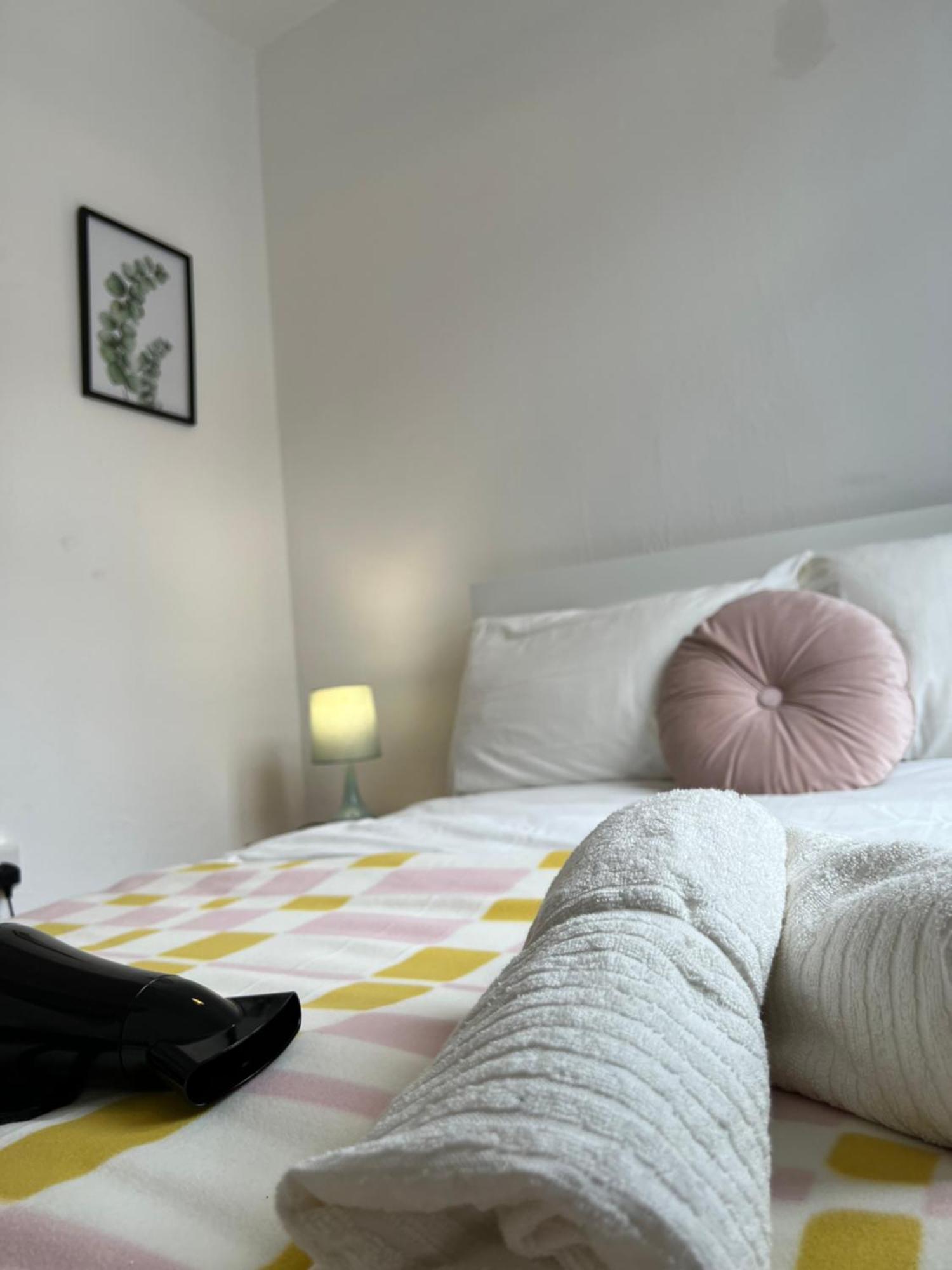 Lovely Rooms In Camden Town-Central לונדון מראה חיצוני תמונה